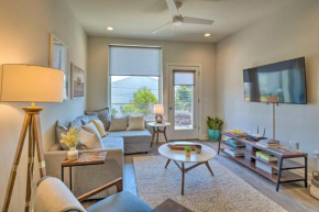 Evolve Condo with Balcony and Pool, Walk Downtown